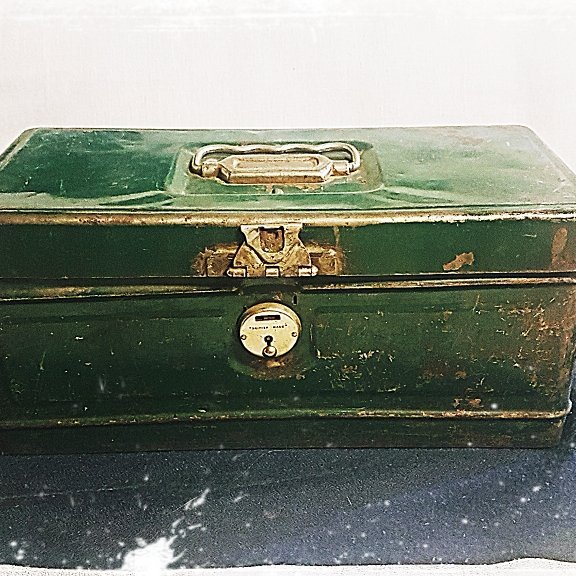 Leyndardómsfullur verkfærakassi